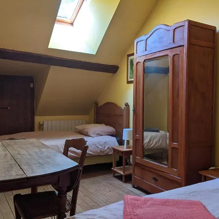 Ancienne Maison De Famille Nyaraló Roberval